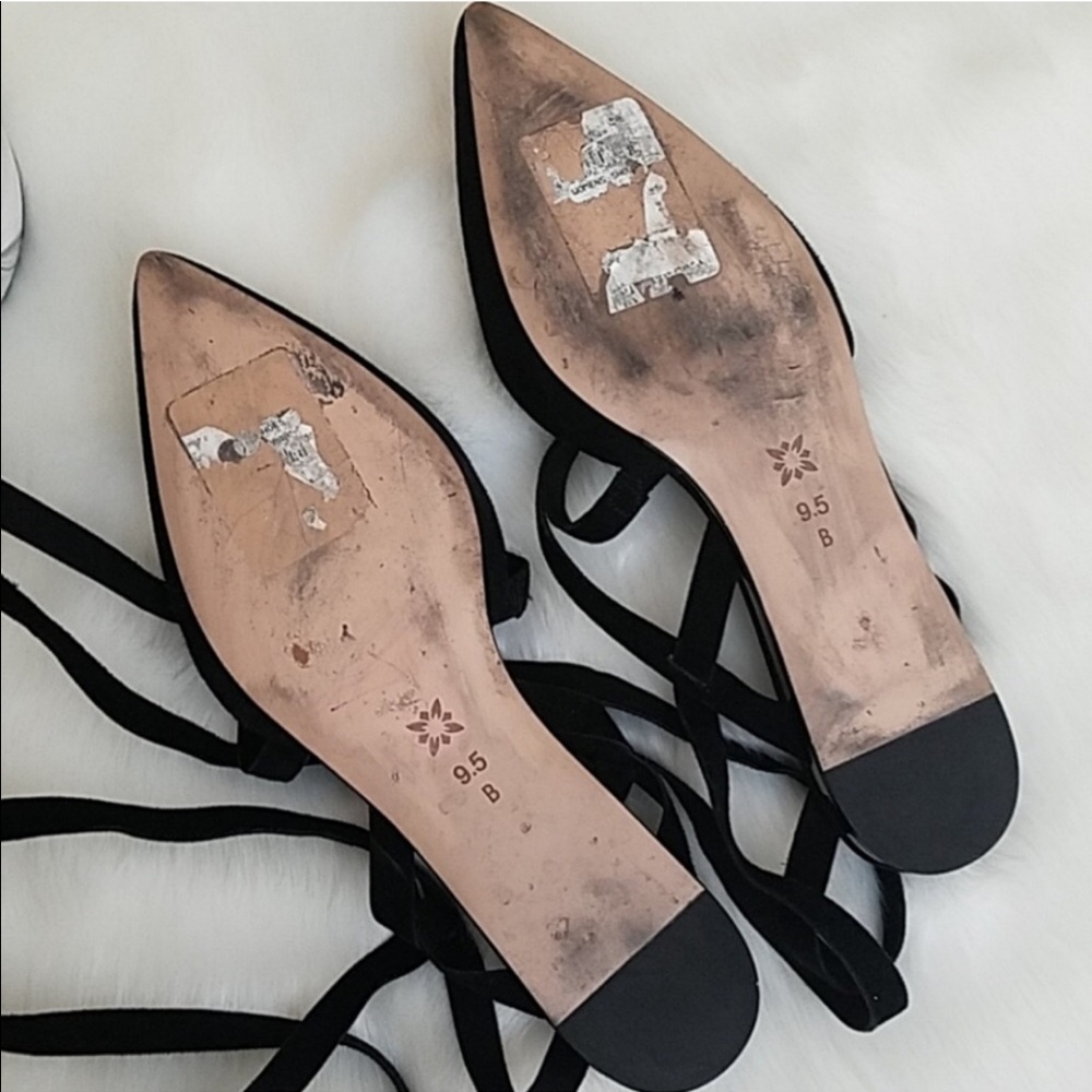 BCBGeneration! Black Suede Strappy Tie Up Flats Shoes - Picture 8 of 8